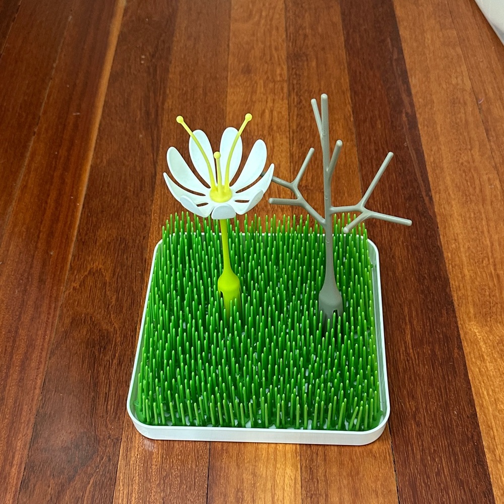 Green Grass Drying Rack with Stem and Twig Bundle
